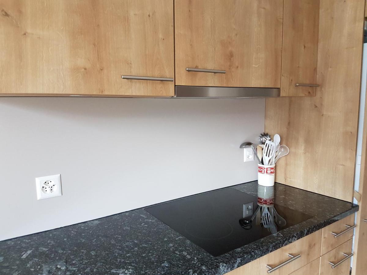 Ferienwohnung Selinda Niederried bei Interlaken Bagian luar foto